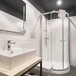 Mr Todd Hotel